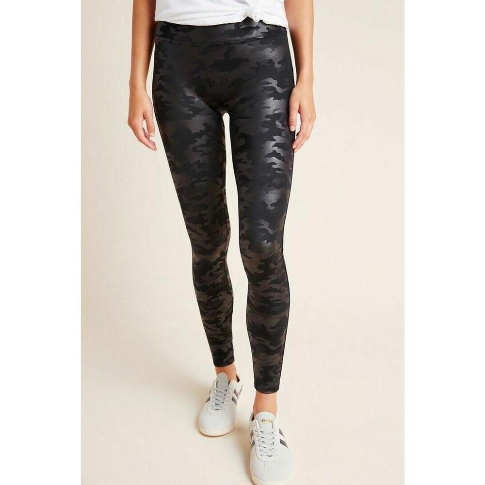 SPANX Anthropologie Slim Camo Faux Leather 20185R Leggings Pants Size S Black